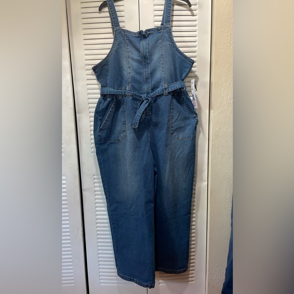 CELEBRITY PINK TIE WAIST JUMPSUIT